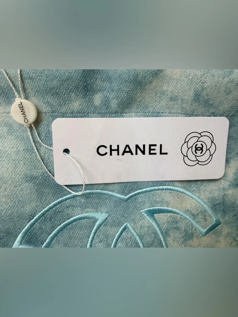 Chanel Exclusive Employee Shimmering Blue & White ‘CC’ Tote. NEW. Tag Attached - Picture 9 of 12